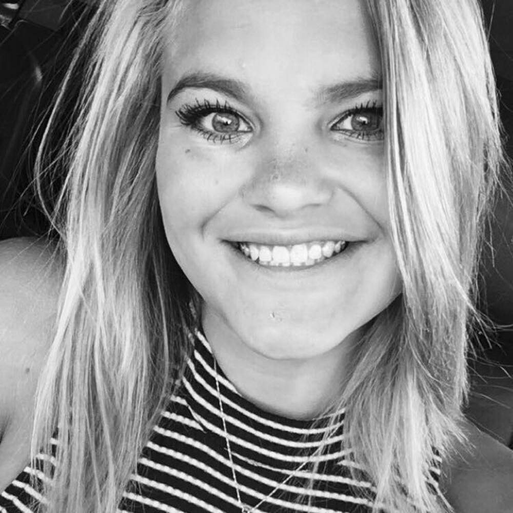 Meet your Posher, Torri